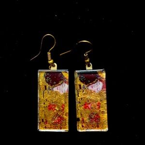 Klimt’s “The Kiss” earrings